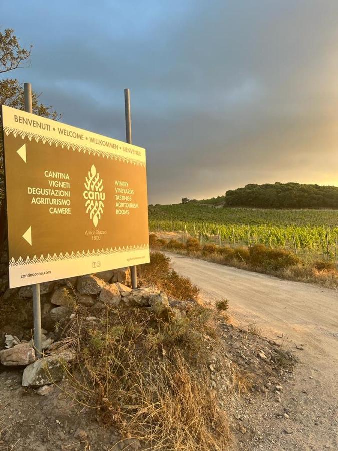 ルオゴサント Cantina&Agriturismo Canuヴィラ エクステリア 写真
